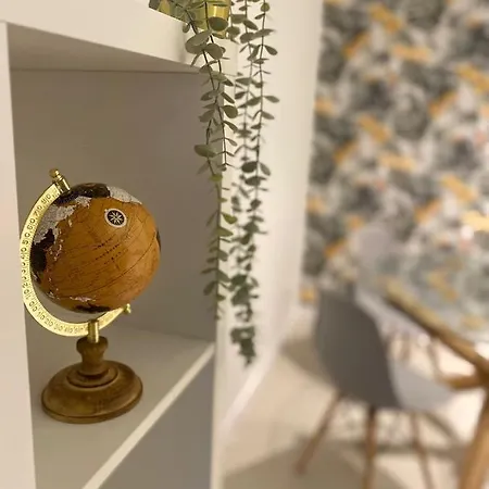 Garden Hill Apartment